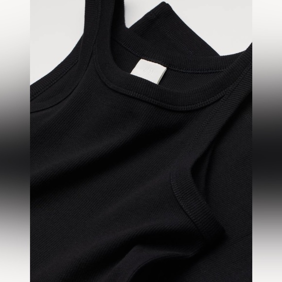 NWOT H&M Ribbed Tank Top - Picture 7 of 10